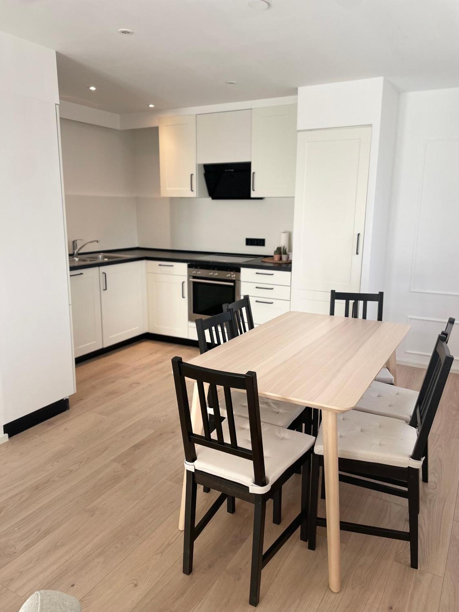 Roemer Apartment Und Zimmer 蒂克海姆 外观 照片